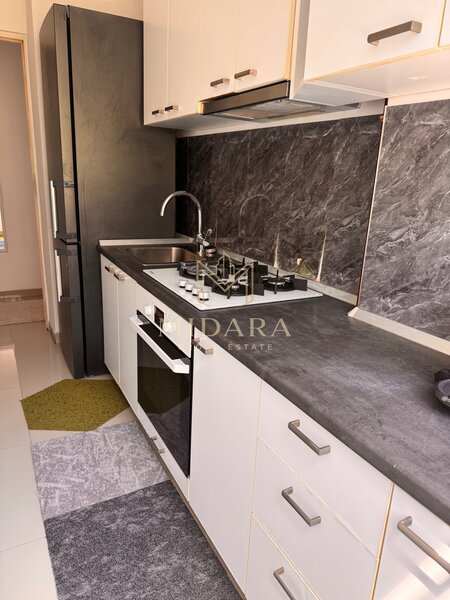 Apusului, 3 camere etaj 4 | ac